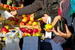 Cómo ahorrar en la compra semanal y evitar volver al supermercado cada día