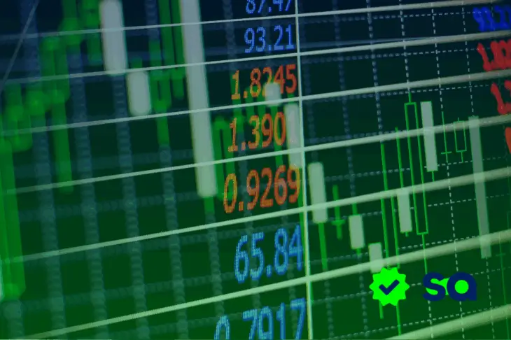 Invertir en bolsa con gráficas de acciones y números en pantalla